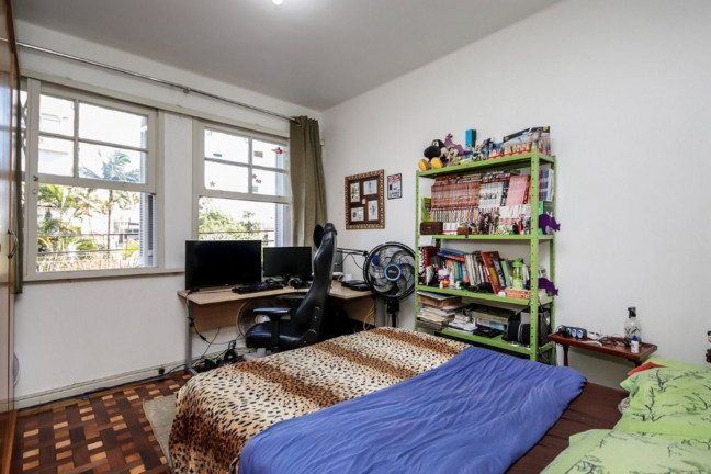 Imagem Imóvel com 3 Quartos à Venda, 98 m² em Petrópolis - Porto Alegre