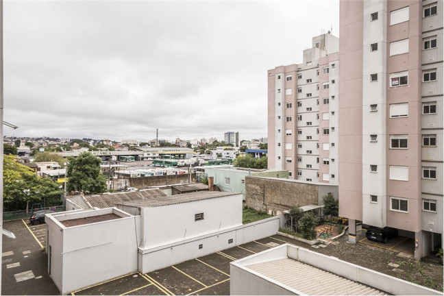 Imagem Imóvel com 2 Quartos à Venda,  em Partenon - Porto Alegre