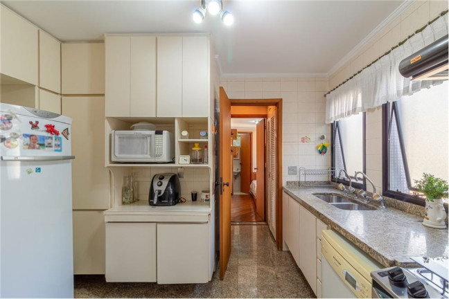 Imagem Imóvel com 4 Quartos à Venda, em Santa Cecília - São Paulo Imagem Imóvel com 4 Quartos à Venda, em Santa Cecília - São Paulo