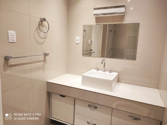 Imagem Imóvel com 3 Quartos à Venda, 193 m² em Higienópolis - São Paulo Imagem Imóvel com 3 Quartos à Venda, 193 m² em Higienópolis - São Paulo