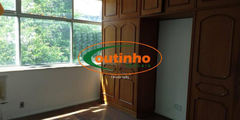 Imagem Apartamento com 4 Quartos à Venda, 125 m² em Tijuca - Rio De Janeiro Imagem Apartamento com 4 Quartos à Venda, 125 m² em Tijuca - Rio De Janeiro