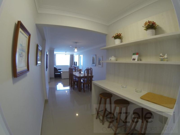 Imagem Apartamento com 4 Quartos para Temporada, 180 m² em Centro - Balneário Camboriú Imagem Apartamento com 4 Quartos para Temporada, 180 m² em Centro - Balneário Camboriú