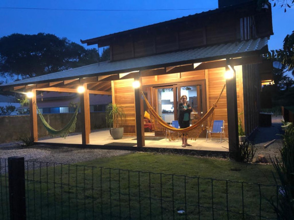 Imagem Casa com 3 Quartos à Venda, 126 m² em Ubatuba - São Francisco Do Sul