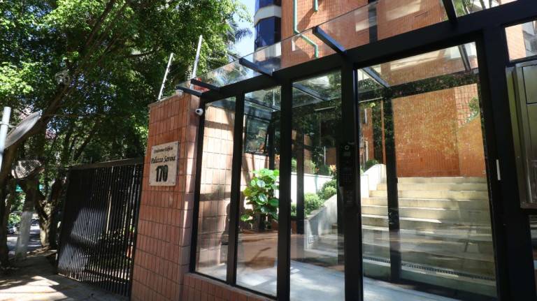 Imagem Apartamento com 3 Quartos à Venda, 200 m² em Vila Suzana - São Paulo