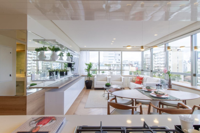 Imagem Apartamento com 3 Quartos à Venda, 131 m² em Moinhos De Vento - Porto Alegre
