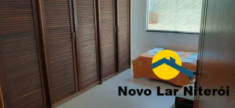 Imagem Casa com 3 Quartos à Venda, 400 m² em Piratininga - Niterói