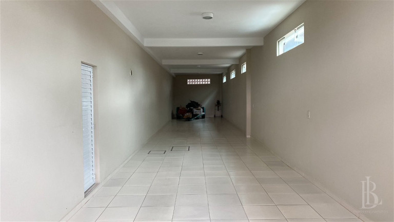 Imagem Casa com 3 Quartos à Venda, 387 m² em Cedros - Camboriú Imagem Casa com 3 Quartos à Venda, 387 m² em Cedros - Camboriú