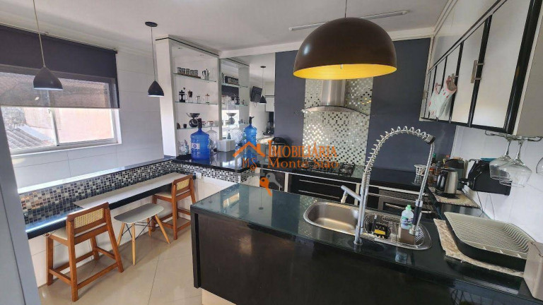 Imagem Sobrado com 5 Quartos à Venda, 326 m² em Vila Yaya - Guarulhos Imagem Sobrado com 5 Quartos à Venda, 326 m² em Vila Yaya - Guarulhos