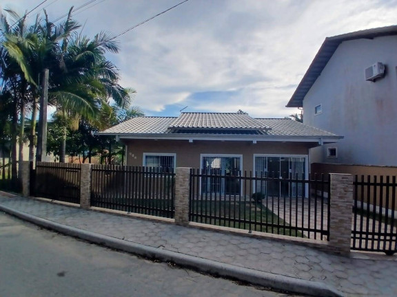 Imagem Casa com 3 Quartos à Venda, 305 m² em Pinheiros - Balneário Barra Do Sul Imagem Casa com 3 Quartos à Venda, 305 m² em Pinheiros - Balneário Barra Do Sul