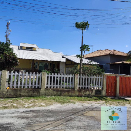 Casa com 3 Quartos à Venda,  em Praia Seca - Araruama