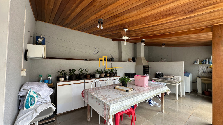 Casa com 3 Quartos à Venda, 308 m² em Vila Nossa Senhora Das Graças - Franca