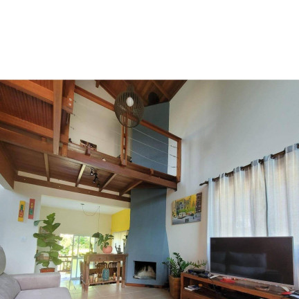 Imagem Casa com 3 Quartos à Venda, em Campeche - Florianópolis Imagem Casa com 3 Quartos à Venda, em Campeche - Florianópolis