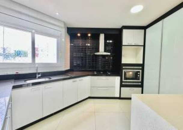 Imagem Apartamento com 4 Quartos à Venda, 171 m² em Centro - Cascavel