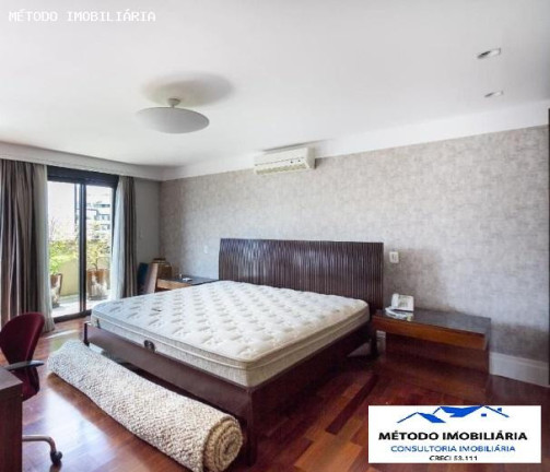 Imagem Imóvel com 3 Quartos à Venda, 272 m² em Moema - São Paulo Imagem Imóvel com 3 Quartos à Venda, 272 m² em Moema - São Paulo