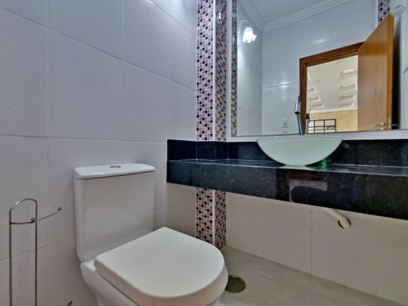 Imagem Apartamento com 3 Quartos à Venda, 185 m² em Pitangueiras - Guarujá