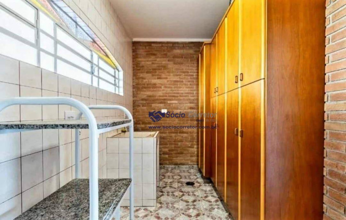 Imagem Casa com 3 Quartos à Venda, 273 m² em Canedos - Atibaia