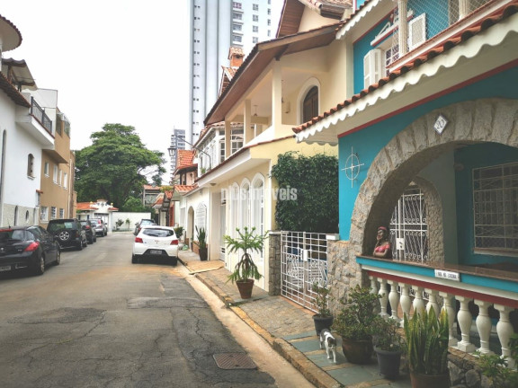 Imagem Casa com 4 Quartos à Venda, 240 m² em Cambuci - São Paulo Imagem Casa com 4 Quartos à Venda, 240 m² em Cambuci - São Paulo