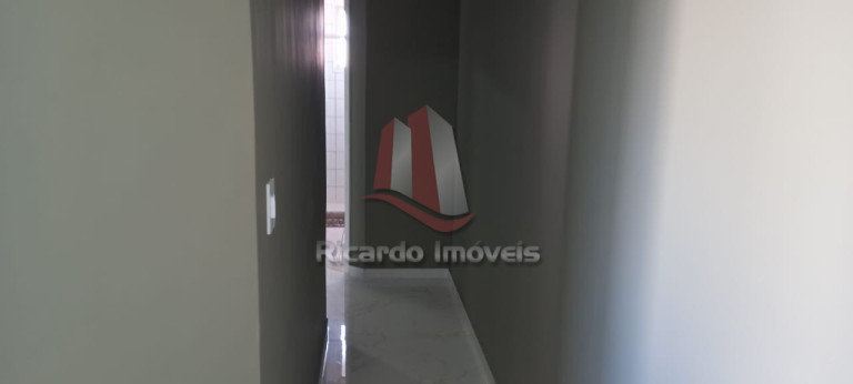 Imagem Imóvel com 2 Quartos à Venda, 80 m² em Algodoal - Cabo Frio