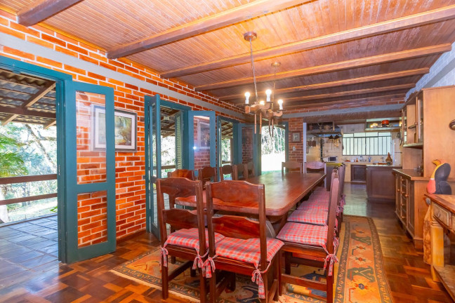 Imagem Imóvel com 4 Quartos à Venda, 99.615 m² em Rondinha - Campo Largo
