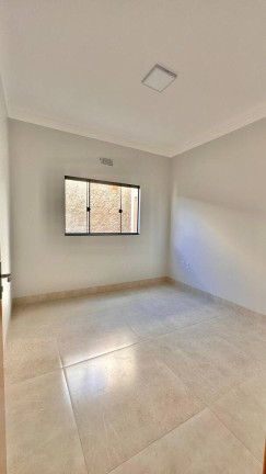 Imagem Casa com 3 Quartos à Venda, 97 m² em Residencial Primavera - Caldas Novas Imagem Casa com 3 Quartos à Venda, 97 m² em Residencial Primavera - Caldas Novas