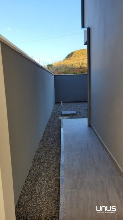 Imagem Sobrado com 3 Quartos à Venda, 116 m² em Sertão Do Maruim - São José Imagem Sobrado com 3 Quartos à Venda, 116 m² em Sertão Do Maruim - São José