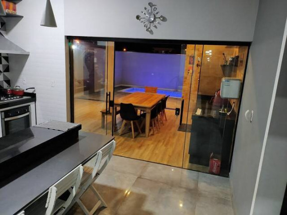 Imagem Casa com 3 Quartos à Venda, 300 m² em Bairro Do Grama - Caçapava Imagem Casa com 3 Quartos à Venda, 300 m² em Bairro Do Grama - Caçapava