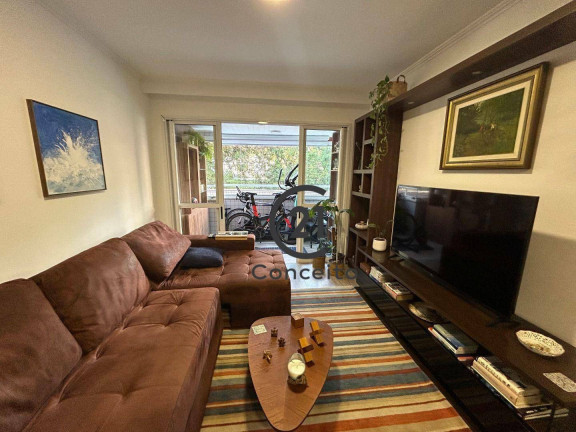Imagem Apartamento com 3 Quartos à Venda, 126 m² em Centro - Florianópolis Imagem Apartamento com 3 Quartos à Venda, 126 m² em Centro - Florianópolis