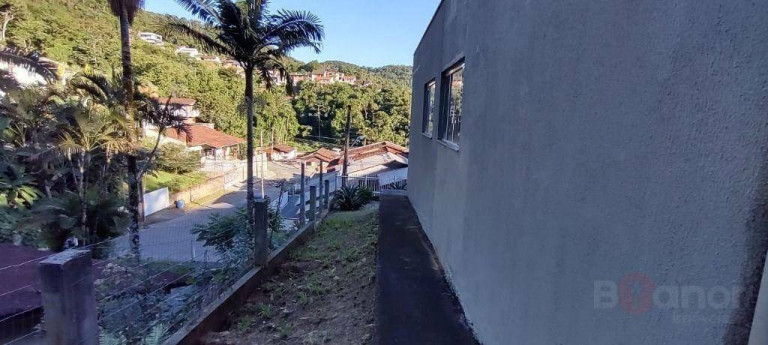 Imagem Casa com 3 Quartos à Venda, 150 m² em Tribess - Blumenau Imagem Casa com 3 Quartos à Venda, 150 m² em Tribess - Blumenau