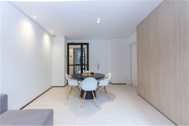Imagem Imóvel com 1 Quarto à Venda, 29 m² em Bom Retiro - São Paulo Imagem Imóvel com 1 Quarto à Venda, 29 m² em Bom Retiro - São Paulo