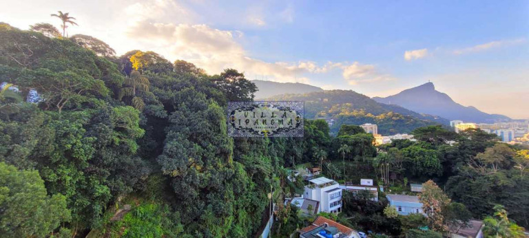 Imagem Cobertura com 4 Quartos à Venda ou Locação, 363 m² em Gávea - Rio De Janeiro Imagem Cobertura com 4 Quartos à Venda ou Locação, 363 m² em Gávea - Rio De Janeiro