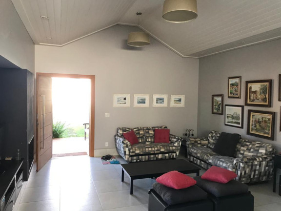 Imagem Imóvel com 3 Quartos à Venda, 200 m² em Represa Jurumirim - Avaré