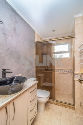 Imagem Imóvel com 2 Quartos à Venda, 81 m² em Passo Da Areia - Porto Alegre Imagem Imóvel com 2 Quartos à Venda, 81 m² em Passo Da Areia - Porto Alegre