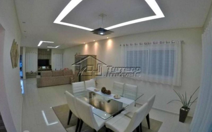 Casa de Condomínio com 3 Quartos à Venda, 205 m² em Parque Califórnia - Jacareí