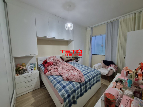 Imagem Casa com 4 Quartos à Venda, 135 m² em à 1000m Do Centro Da Cidade - São Lourenço
