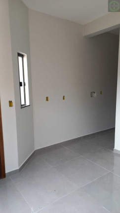 Imagem Sobrado com 3 Quartos à Venda, 126 m² em Uvaranas - Ponta Grossa