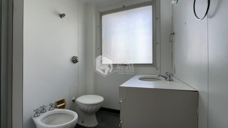 Imagem Apartamento com 3 Quartos à Venda, 176 m² em Jardim Paulista - São Paulo Imagem Apartamento com 3 Quartos à Venda, 176 m² em Jardim Paulista - São Paulo
