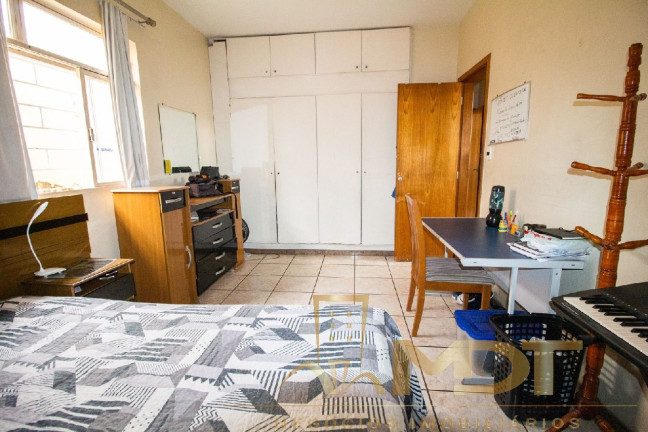 Imagem Casa com 4 Quartos à Venda, 250 m² em Planalto - Belo Horizonte Imagem Casa com 4 Quartos à Venda, 250 m² em Planalto - Belo Horizonte
