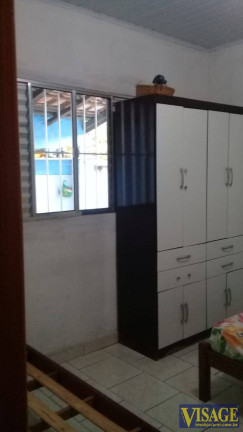 Imagem Casa com 2 Quartos à Venda, em Jd. St. Maria - Jacareí Imagem Casa com 2 Quartos à Venda, em Jd. St. Maria - Jacareí