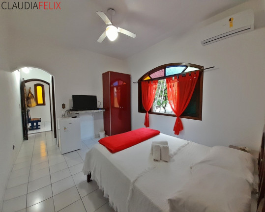 Imagem Imóvel com 5 Quartos para Alugar, 320 m² em Canto Do Forte - Praia Grande Imagem Imóvel com 5 Quartos para Alugar, 320 m² em Canto Do Forte - Praia Grande