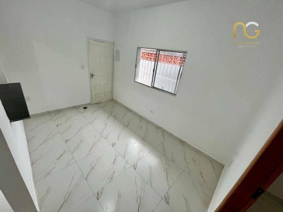 Imagem Casa com 2 Quartos à Venda, 130 m² em Caiçara - Praia Grande Imagem Casa com 2 Quartos à Venda, 130 m² em Caiçara - Praia Grande