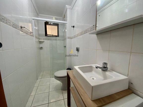 Imagem Apartamento com 3 Quartos para Temporada, 130 m² em Meia Praia - Itapema Imagem Apartamento com 3 Quartos para Temporada, 130 m² em Meia Praia - Itapema