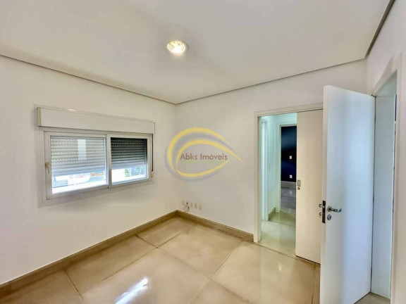 Imagem Casa com 4 Quartos à Venda, 358 m² em Golf Village - Carapicuíba