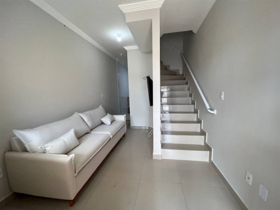 Casa com 2 Quartos à Venda, 60 m² em Solemar - Praia Grande