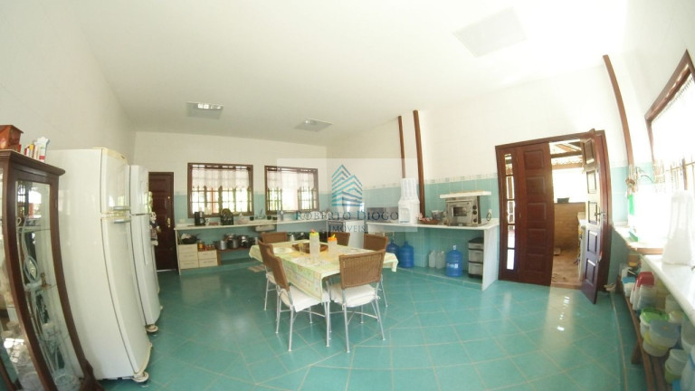 Imagem Imóvel com 4 Quartos à Venda, 168.000 m² em Sambê - Rio Bonito Imagem Imóvel com 4 Quartos à Venda, 168.000 m² em Sambê - Rio Bonito
