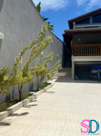 Imagem Sobrado com 3 Quartos para Alugar, 210 m² em Perequê Mirim - Ubatuba