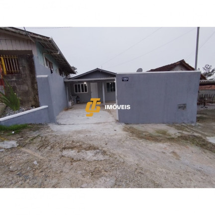Casa com 3 Quartos à Venda, 72 m² em Cedro - Camboriú