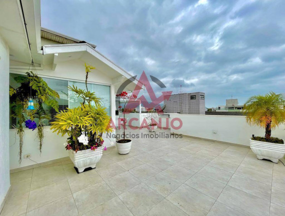 Apartamento com 3 Quartos à Venda, 156 m² em Centro - Ubatuba