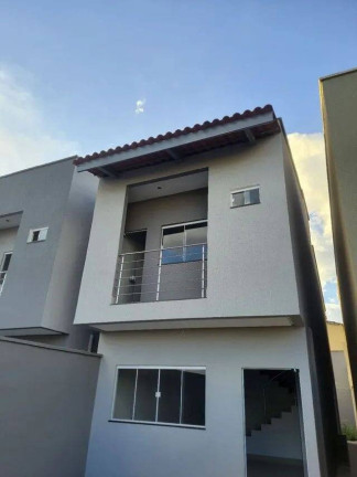 Casa com 4 Quartos à Venda, 162 m² em Jardim Novo Mundo - Goiânia