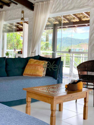 Imagem Casa com 3 Quartos à Venda, 300 m² em Caieira - Angra Dos Reis Imagem Casa com 3 Quartos à Venda, 300 m² em Caieira - Angra Dos Reis