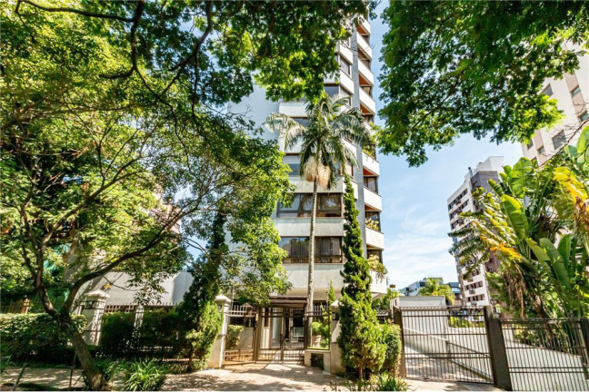 Imóvel com 3 Quartos à Venda,  em Rio Branco - Porto Alegre